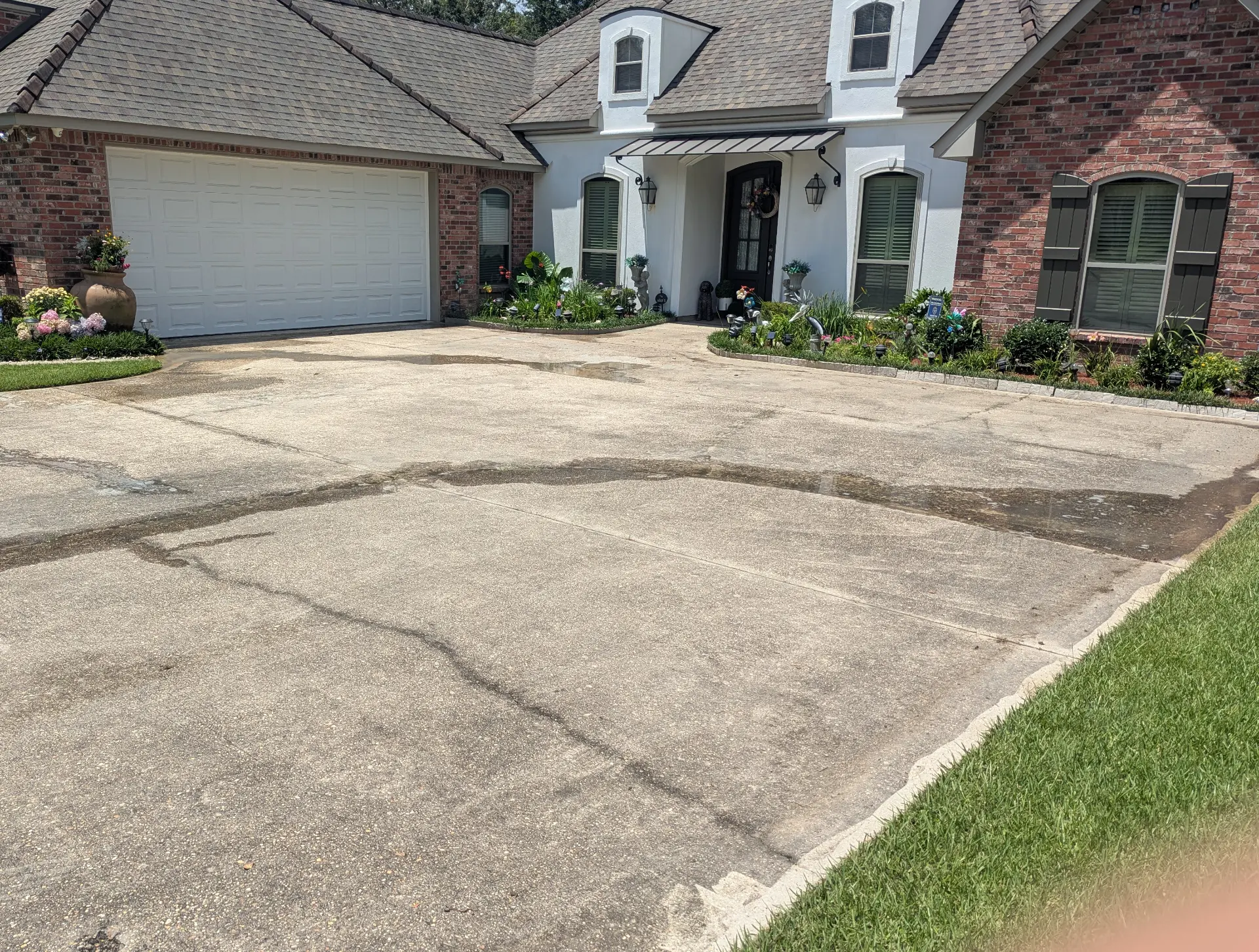 Before and after concrete-cleaning