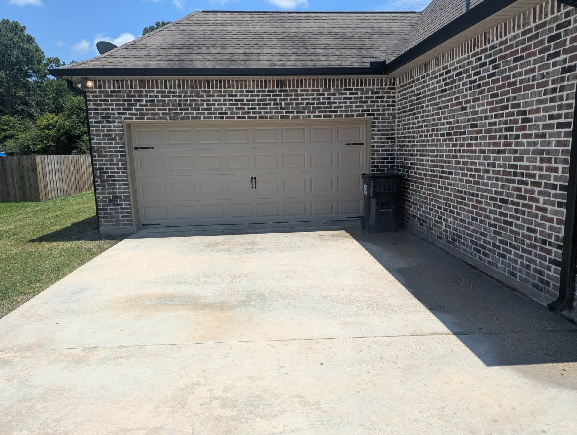 Before and after concrete-cleaning