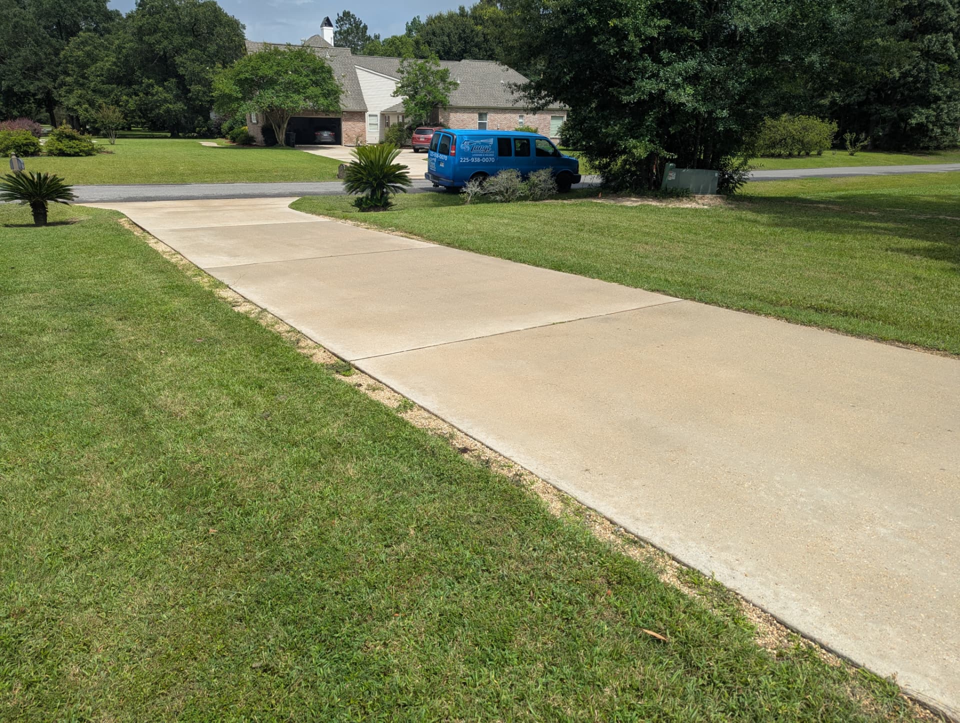 Before and after concrete-cleaning