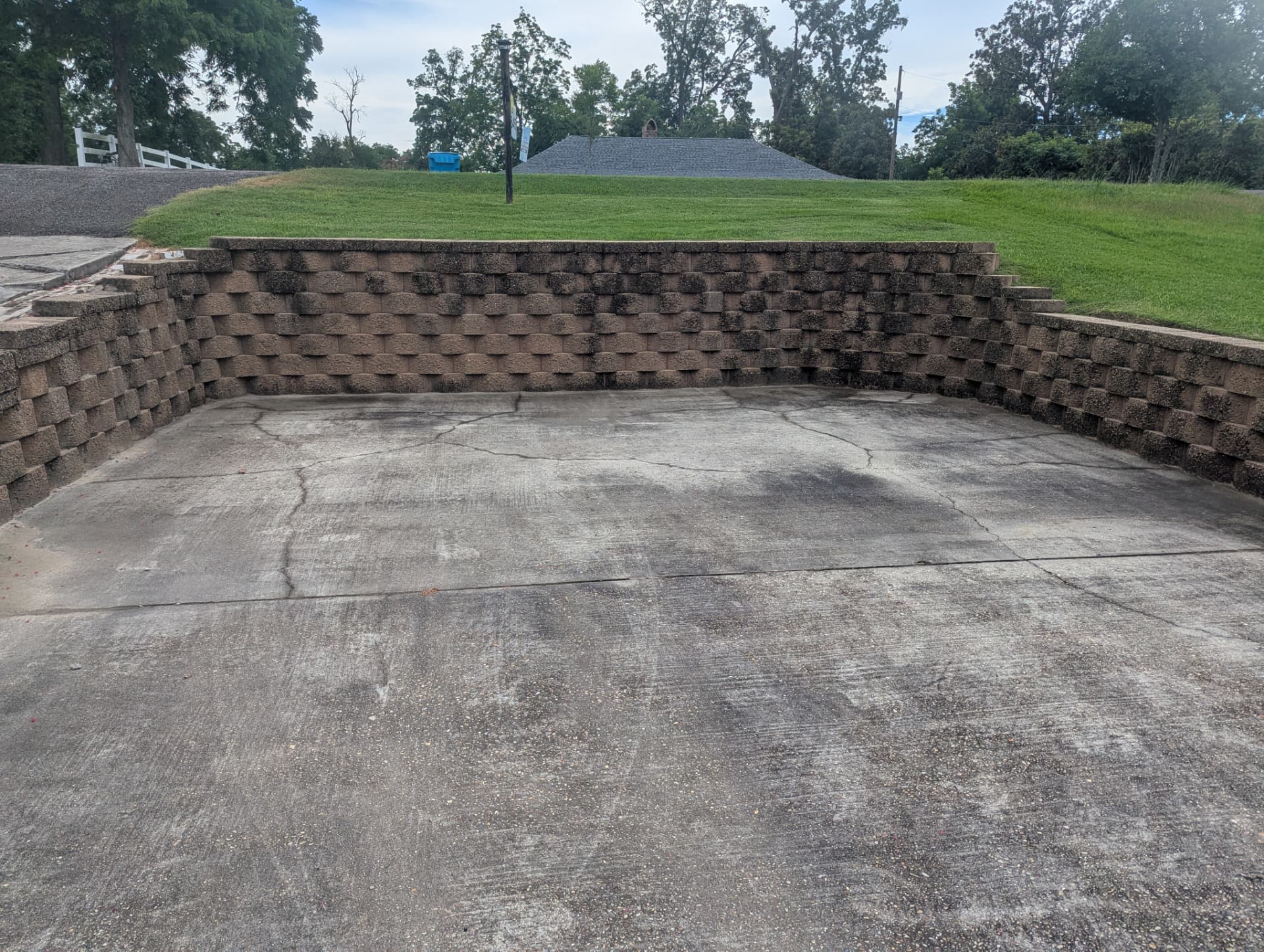 Before and after concrete-cleaning